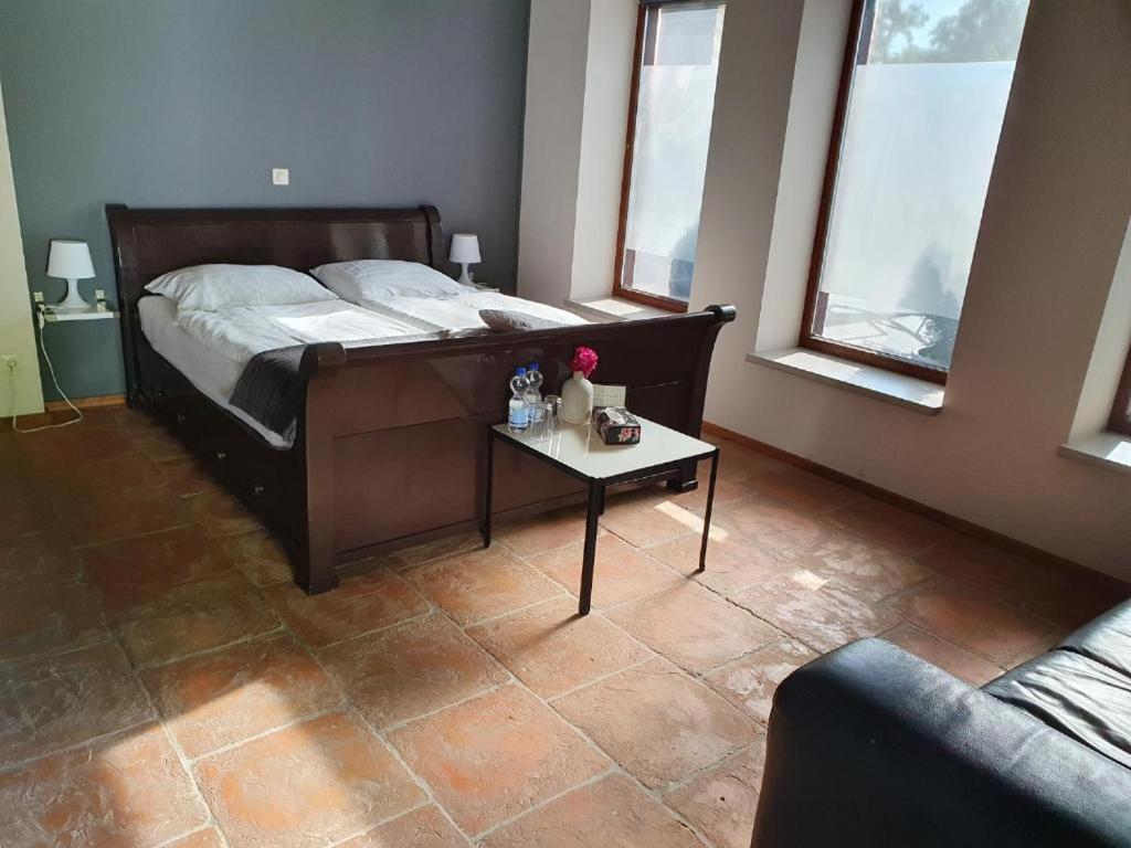مبيت وإفطار بيرغ إين تيربيلييت De Limburgse Bergen المظهر الخارجي الصورة